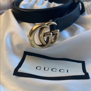 GUCCI Thin belt with Double G buckle